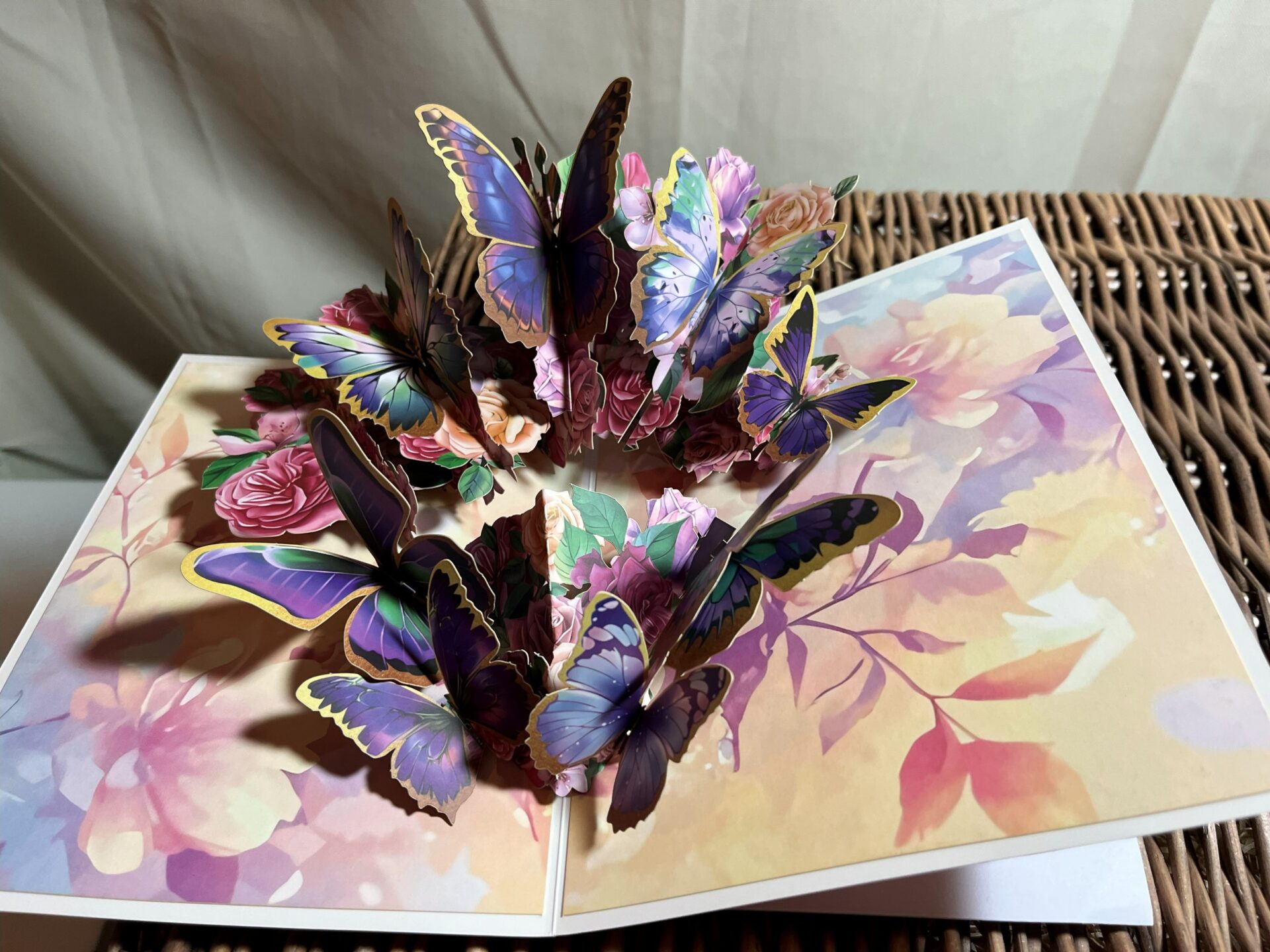 3D POP UP FLUTTER OF PURPLE BUTTERFLIES CARD 3D-POP-UP-FLUTTER-OF-PURPLE-BUTTERFLIES-CARD.