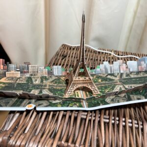 3D-POP-UP-EIFFEL-TOWER-PARIS-CARD