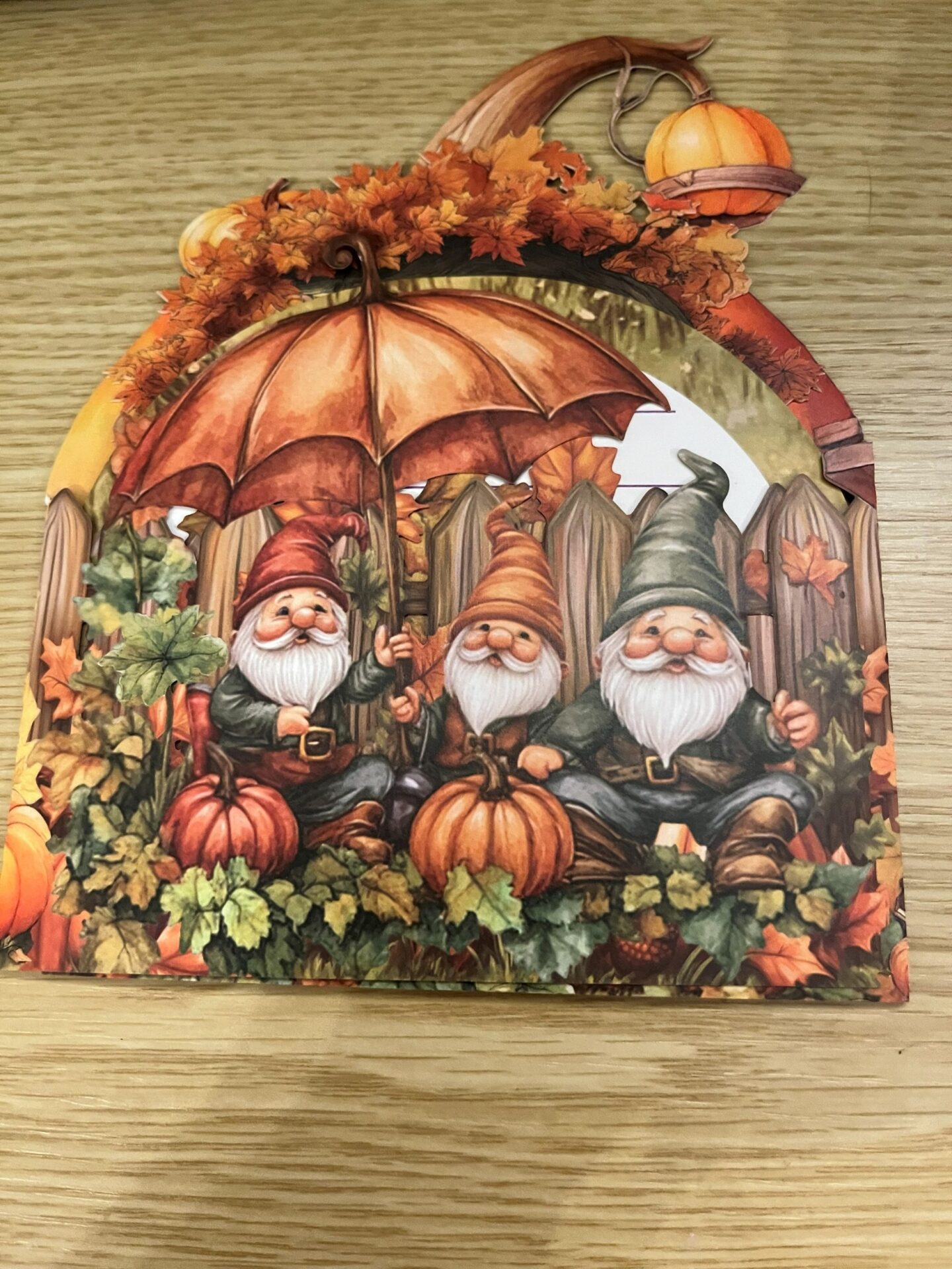 3D POP UP PUMPKIN GNOMES FRONT