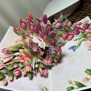 3d-pop-up-pink-and-purple-tulip-flower-card
